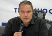 Secretário Vinícius Almeida nega acusações de envolvimento com milícia vinicui