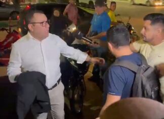 Vereador de Itacoatiara ameaça algemar repórter e é acusado de autoritarismo e censura